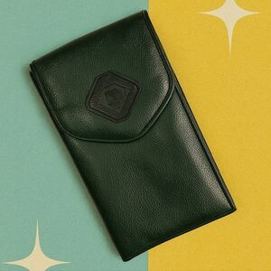 Vintage Amity Crest Collection Green Wallet Purse with String